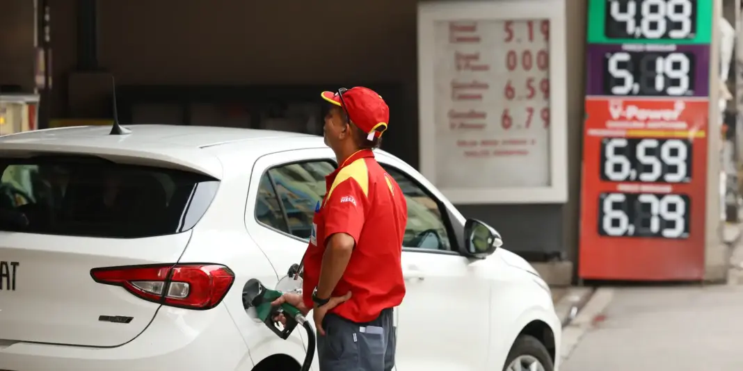 Governo pretende utilizar receitas adicionais com petróleo para desonerações