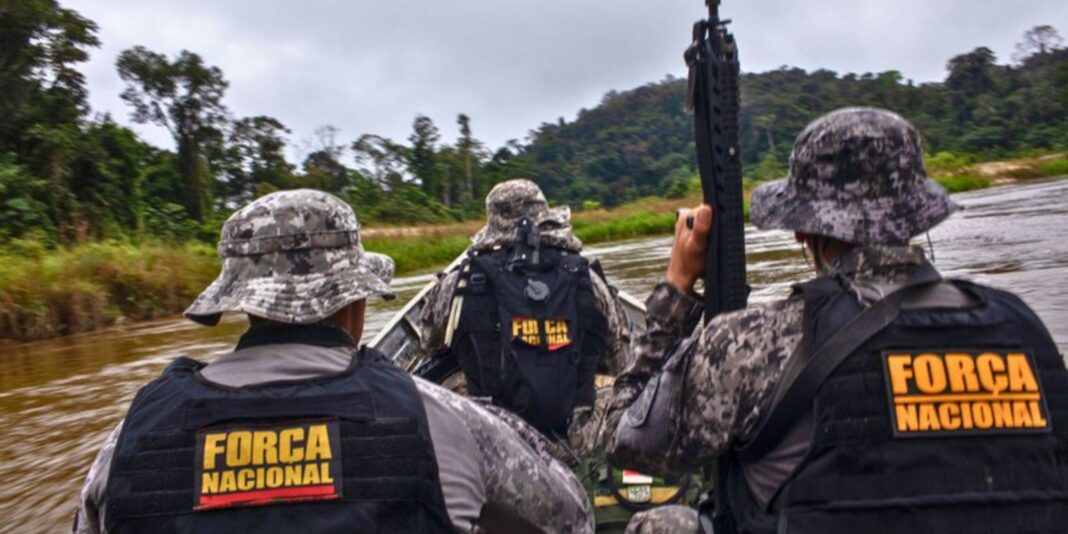 Aumento de assassinatos e casos de trabalho escravo no campo no Brasil