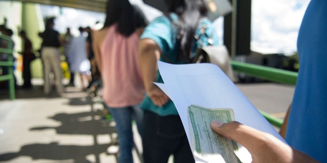 Unicef promove a obtenção do título de eleitor para jovens de 16 e 17 anos