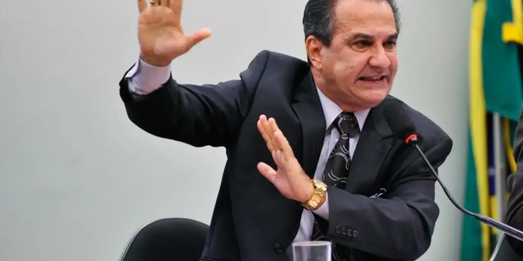 Malafaia é denunciado no STF por injúria contra generais do Exército