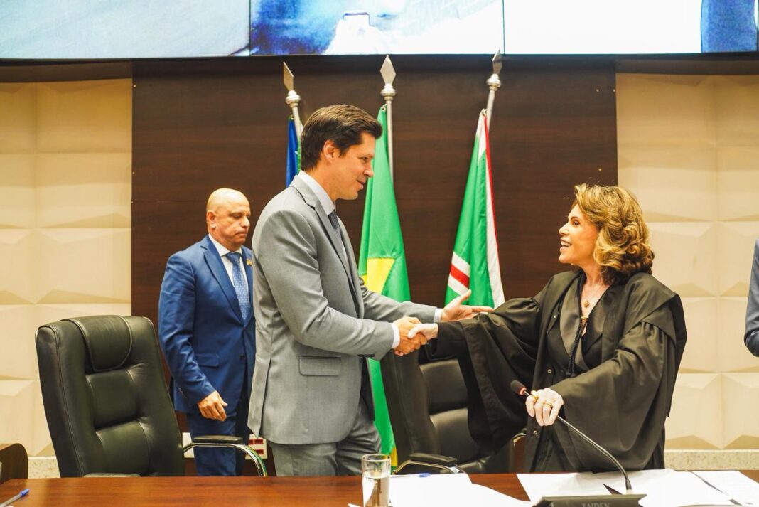 Nova gestão do TRE Goiás é empossada