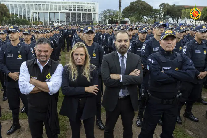 Policiais Militares Recebem Promoções