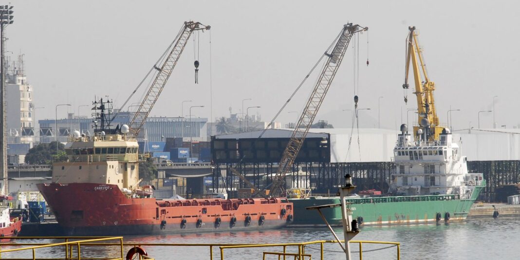 Justiça mantém liminar que suspende imposto sobre exportação de petróleo