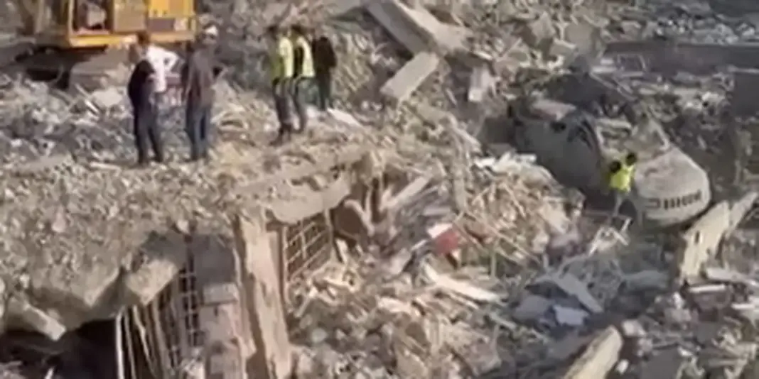 Morte de brasileiros revela a rotina de ataques no Líbano, afirma jornalista