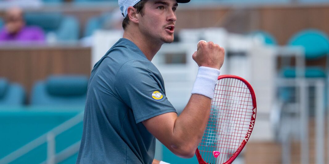 Fonseca conquista mais uma vitória e enfrenta o número 6 no ATP de Munique