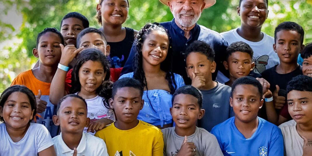 Páscoa é tempo de renovação e união, afirma Lula em mensagem