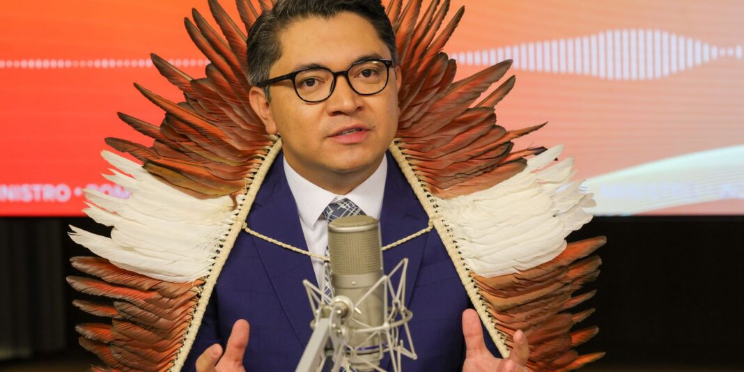 Ministro confirma garantia de verba para super poço em reserva indígena