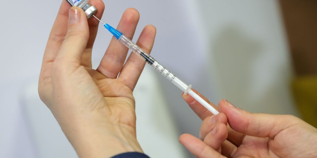 Ministério alerta que vacina da gripe não eleva risco da doença