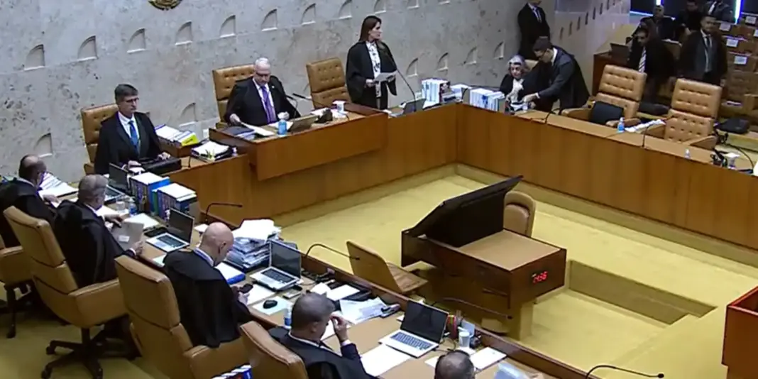 STF adia julgamento sobre mandato-tampão para o governo do Rio