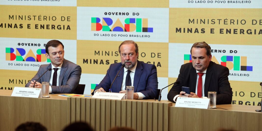 Governo institui subsídio de até R$ 0,89 para estabilizar preço da gasolina