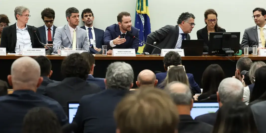 Durigan manifesta oposição às compensações financeiras pela extinção da escala 6x1