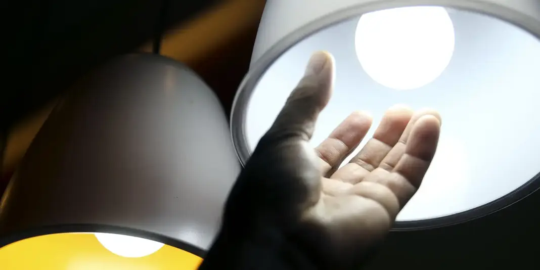 Aneel aprova R$ 5,5 bilhões para redução da conta de luz em 22 distribuidoras