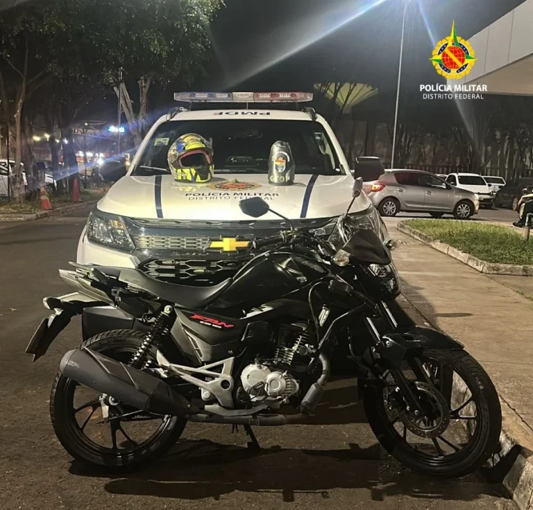 Motociclista é preso com veículo clonado após perseguição no P Sul
