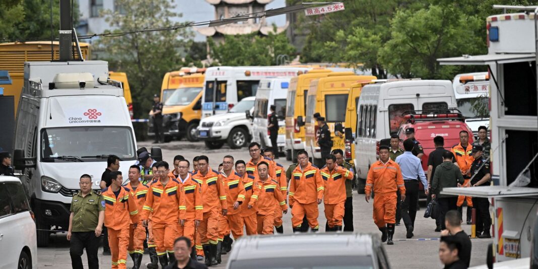 Explosão em mina de carvão na China resulta na morte de 82 pessoas