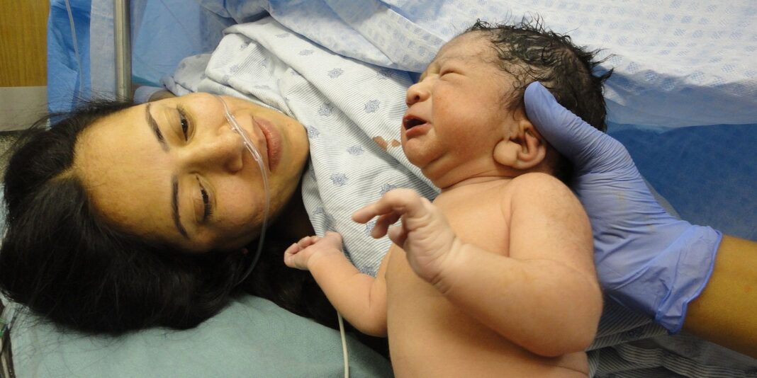 Mortalidade materna: Brasil registra centenas de óbitos de mulheres anualmente