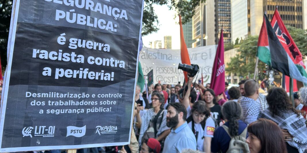 Cordão da Mentira promove ato na Avenida Paulista em memória dos Crimes de Maio
