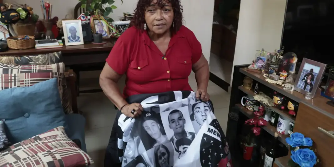 Mãe de vítima dos Crimes de Maio afirma que filhos pagaram por guerra que não era deles
