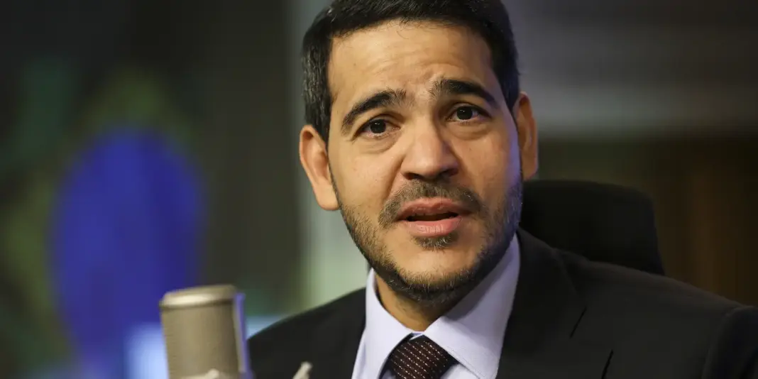 Lula anuncia indicação de Jorge Messias para o STF