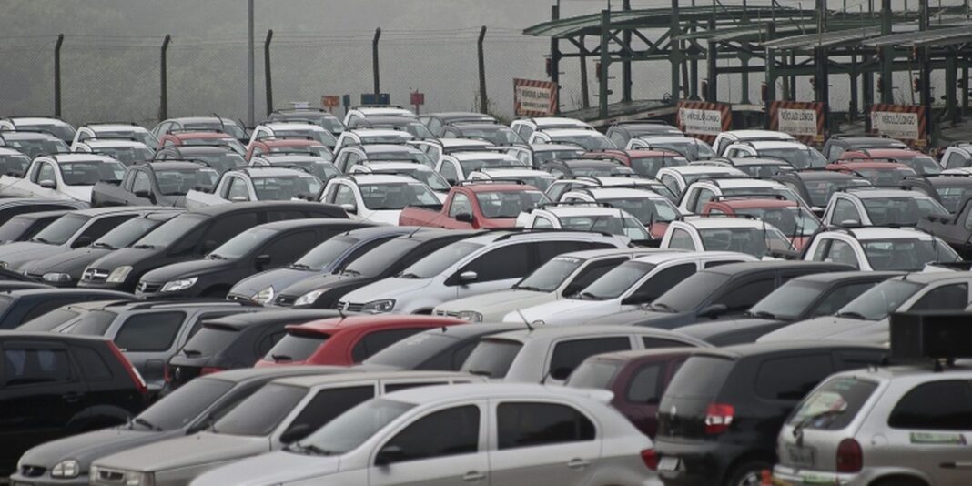 Produção de veículos registra crescimento de 2,4% em abril, segundo Anfavea