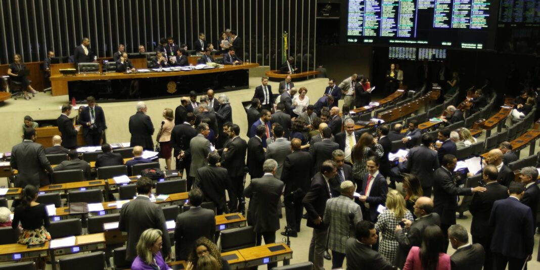Municípios com pendências poderão acessar recursos federais