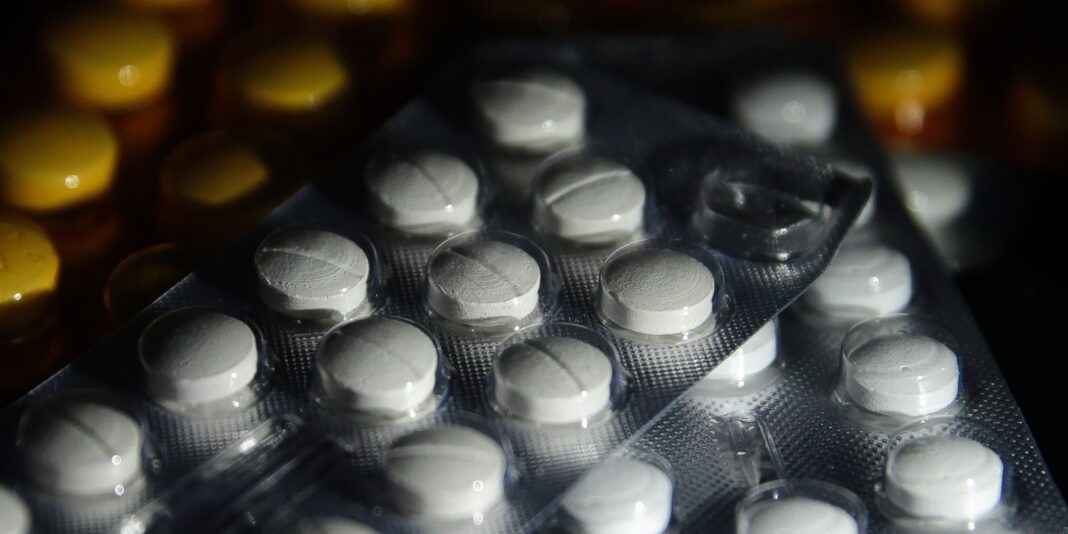 Fiocruz irá produzir medicamento de alto custo para tratamento da esclerose no SUS