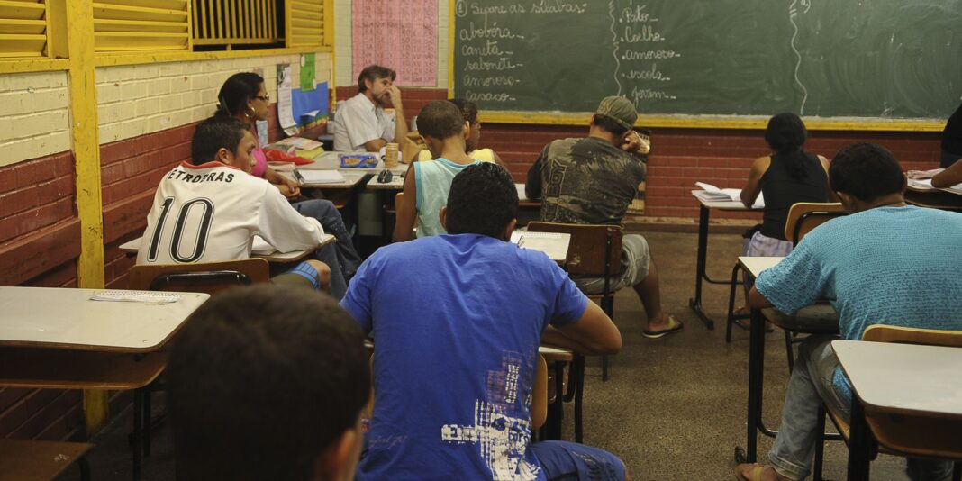 Encceja 2026: prazo para inscrição gratuita se encerra nesta sexta-feira