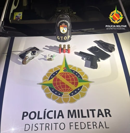 PMDF apreende dois adolescentes por atos infracionais relacionados ao porte ilegal de arma de fogo e posse de entorpecentes no Vale do Amanhecer