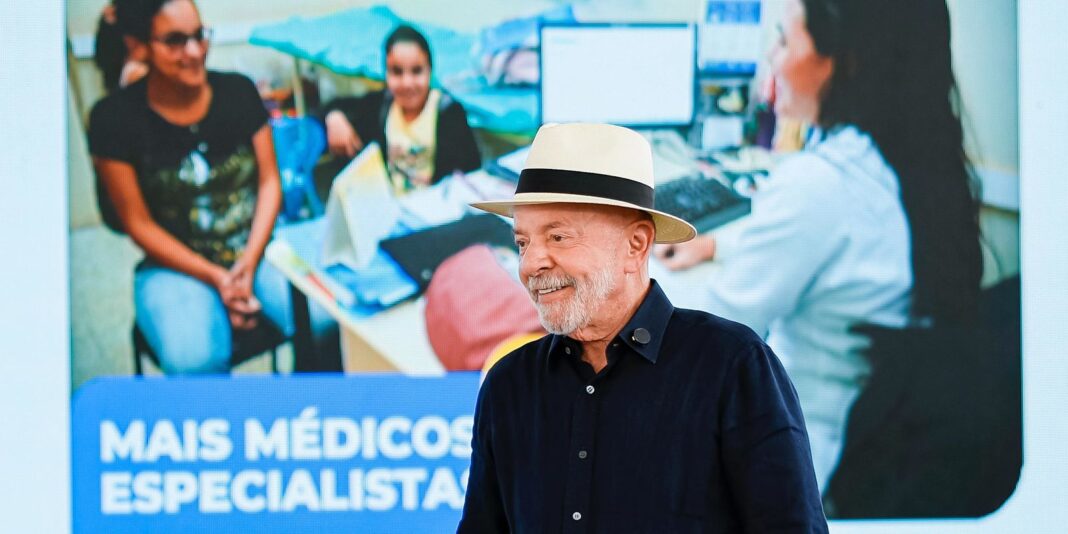 Lula atribui ao clã Bolsonaro a responsabilidade pelo ataque dos EUA ao Pix e pela taxação