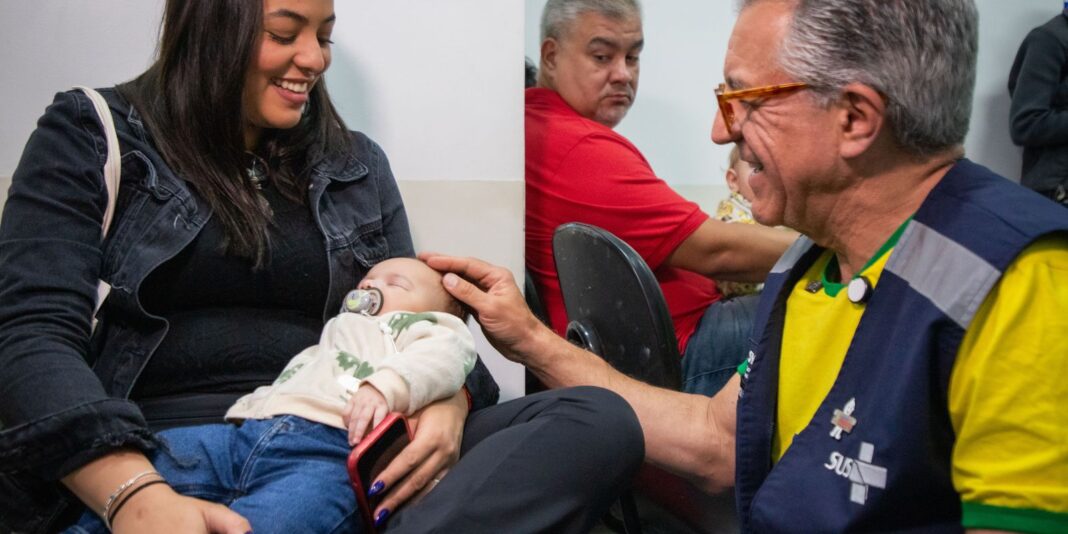 Ministério da Saúde inicia vacinação de crianças com a vacina Pneumo 20