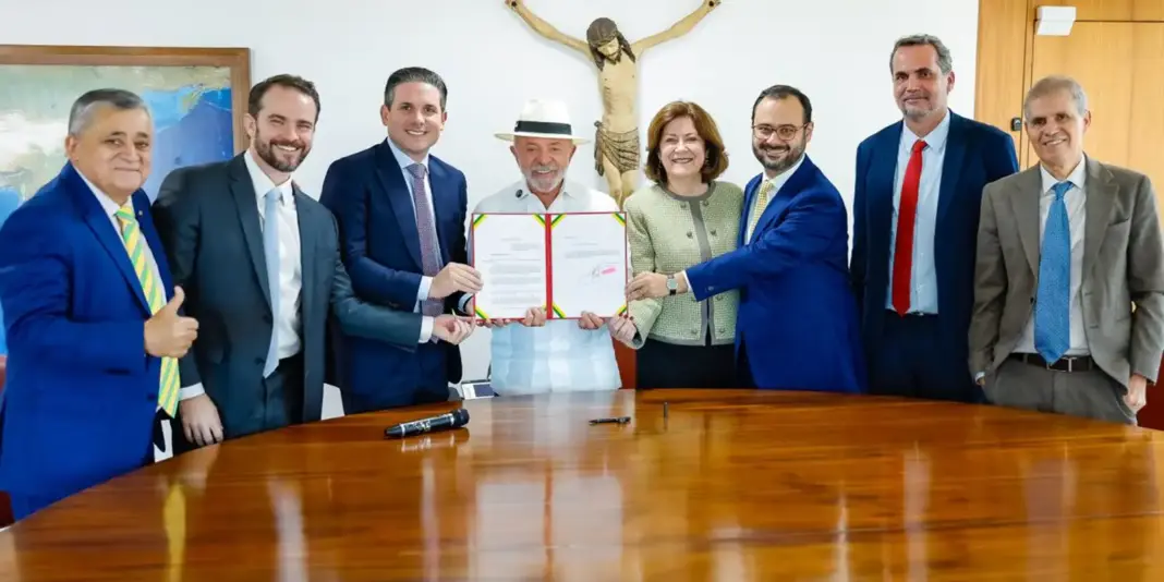 Lula apresenta a Motta projeto de apoio aos MEIs