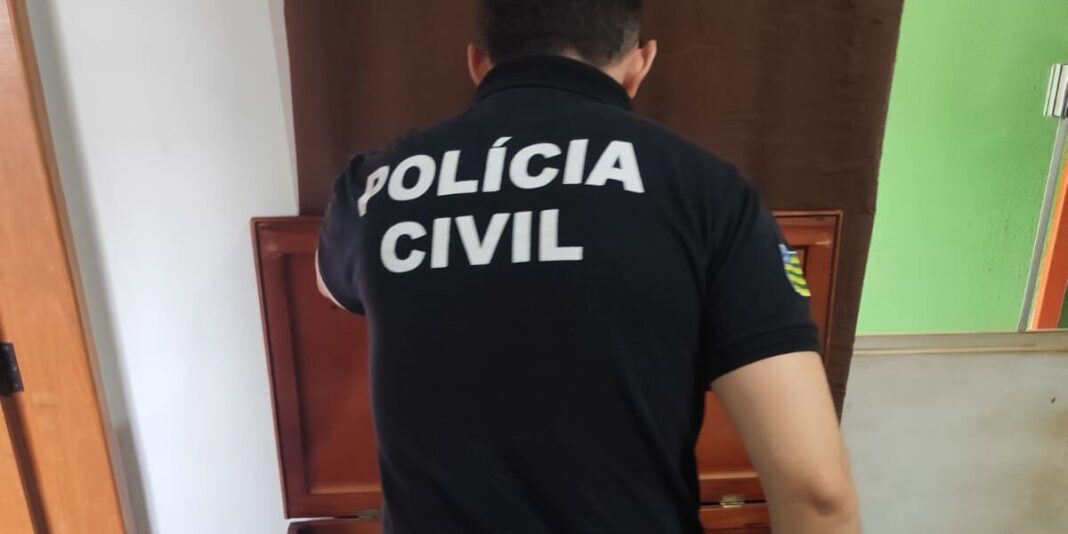 Técnica de enfermagem é detida por fraude com dados hospitalares utilizando PIX