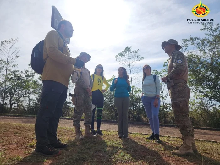 PMDF promove trilha ecológica e orienta visitantes no Parque Nacional de Brasília