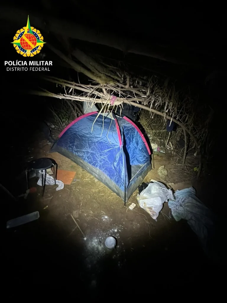 PMDF apreende casal de adolescentes por ato infracional relacionado ao tráfico de drogas em tenda no Guará