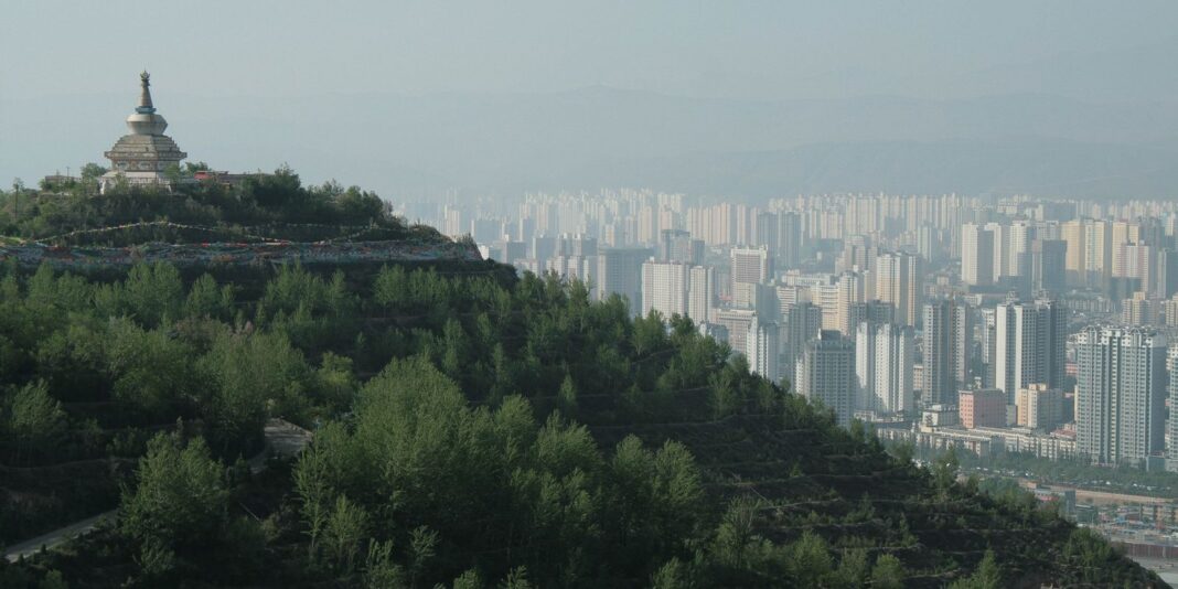 Terremoto de magnitude 6,3 causa uma morte e quatro feridos na China
