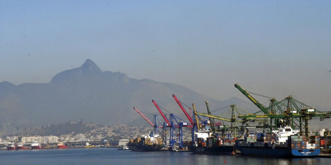 Brasil considera que aumento de tarifas dos EUA foi politizado em função das eleições.