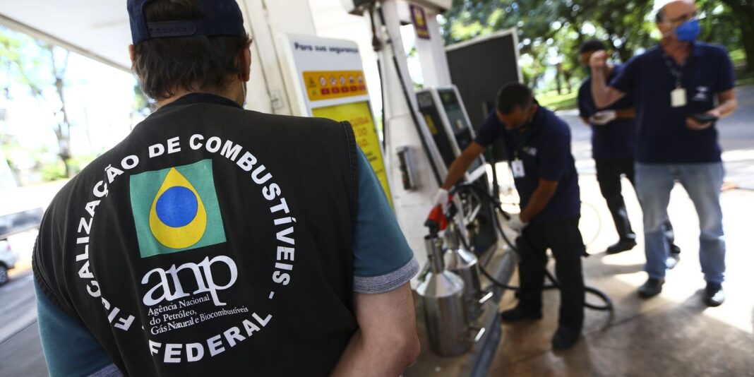 ANP realiza 21 autuações por preço abusivo de combustível em três meses