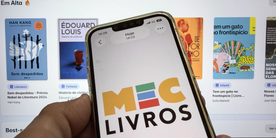 MEC Livros registra mais de 3 mil empréstimos diários; confira os títulos mais populares