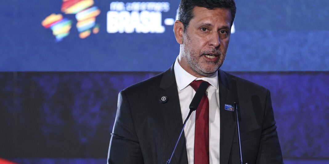 MEC relaciona queda do analfabetismo no Brasil a políticas educacionais