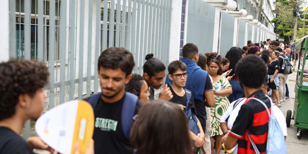 Enem 2026: prazo para pagamento da taxa de inscrição se encerra na quarta-feira