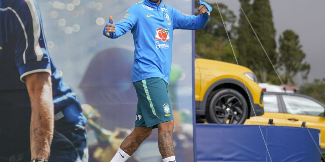 Neymar não acompanha seleção para Cleveland e continua em tratamento