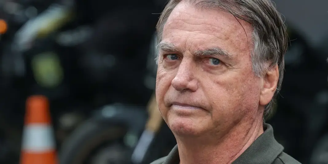 PGR se manifesta a favor da continuidade da prisão domiciliar de Bolsonaro