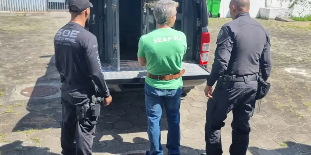 Policiais militares que violavam prisão domiciliar são detidos no RJ