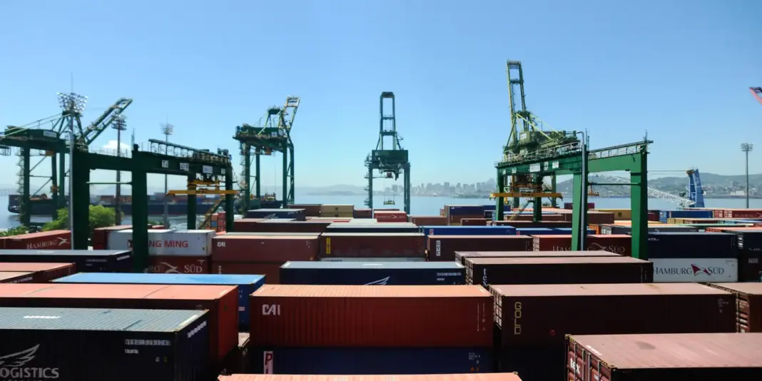 Tarifa elevada deve impactar de forma limitada a balança comercial brasileira