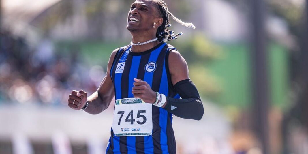 Alison conquista ouro nos 400m com barreiras e estabelece nova marca mundial em 2026