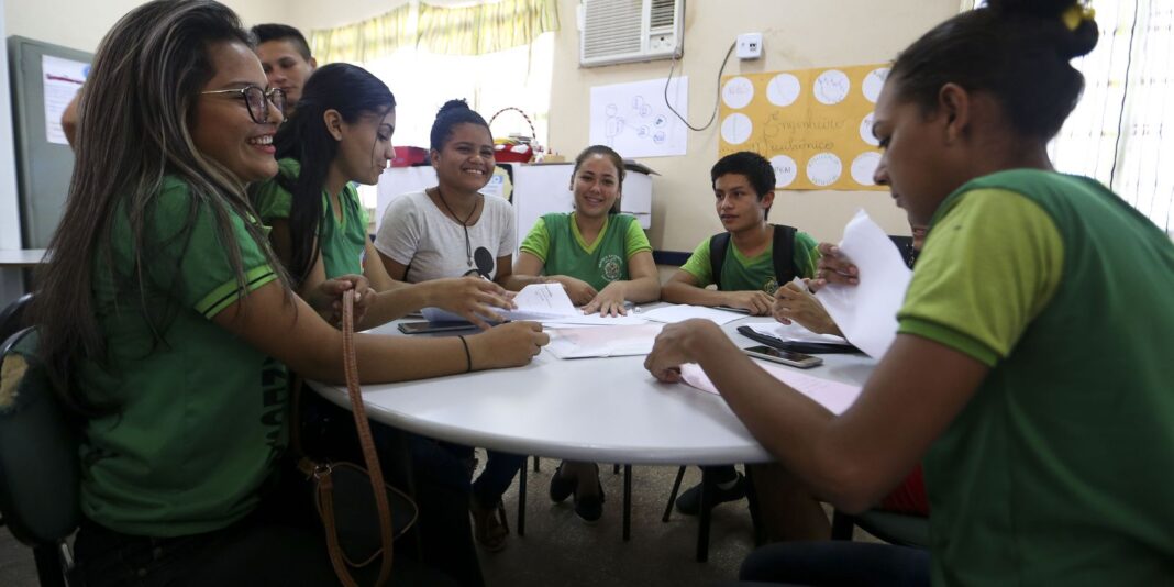 Pé-de-Meia: beneficiários nascidos em setembro e outubro recebem parcela