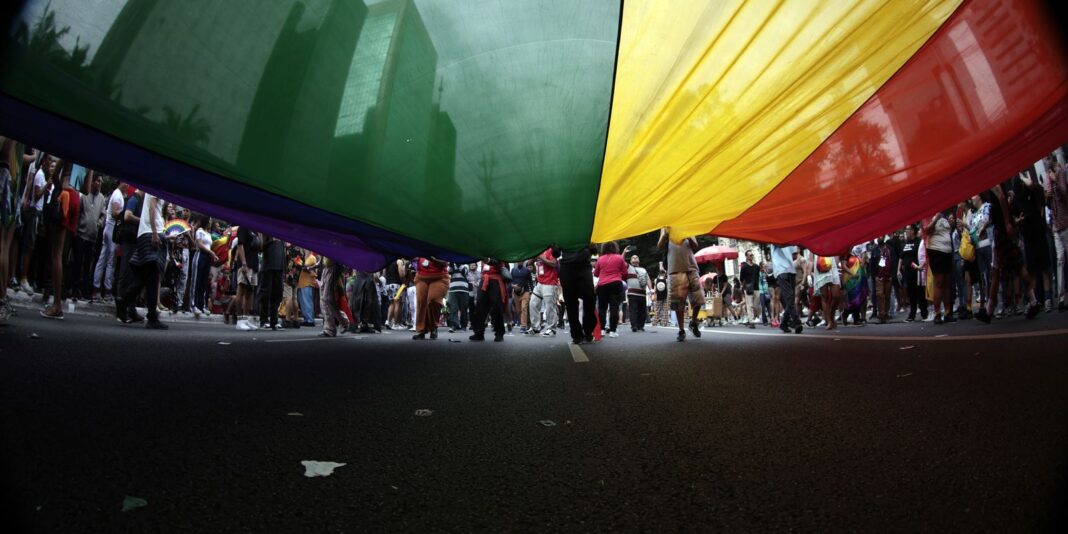 Grupo Arco-Íris denuncia omissão de dados LGBTI+ na polícia do Rio de Janeiro
