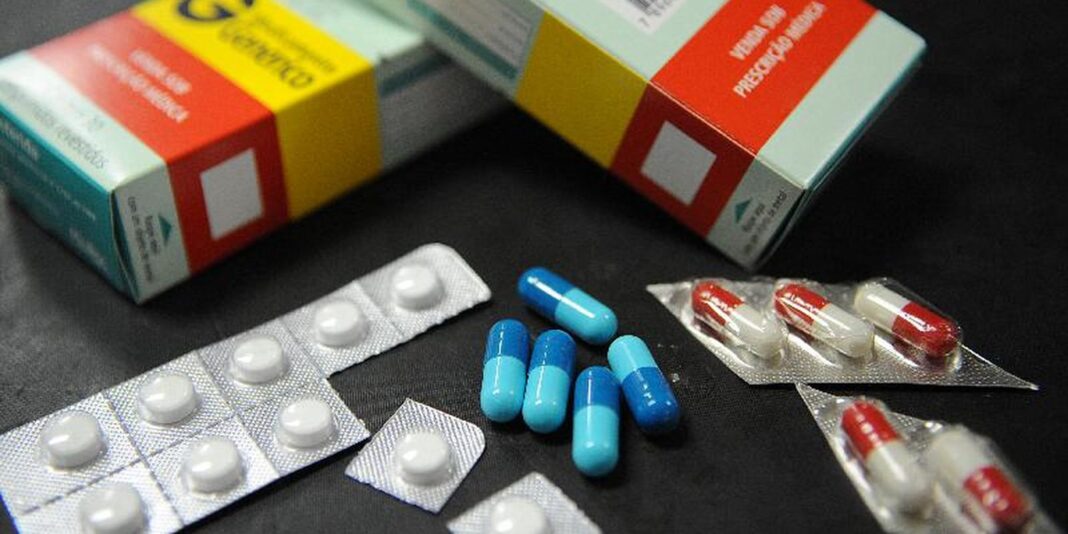 Preços de medicamentos apresentam variação superior a 2.400% em farmácias de SP