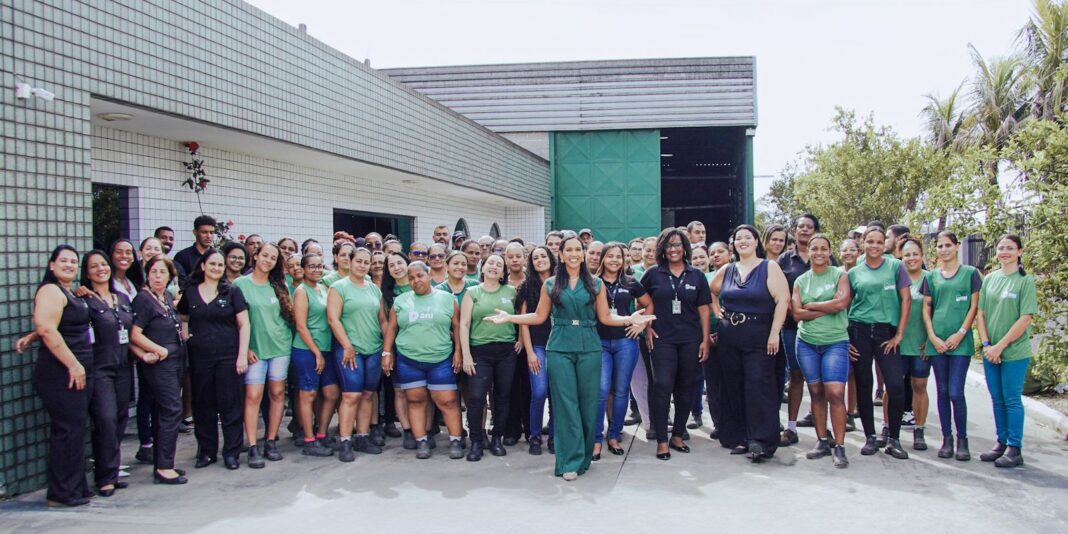 Mulheres recebem prêmio por promoção da inclusão racial no comércio exterior