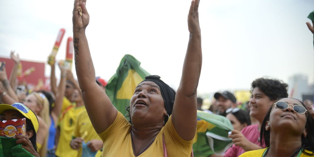 PM intensifica a segurança em áreas de concentração de torcedores no Rio
