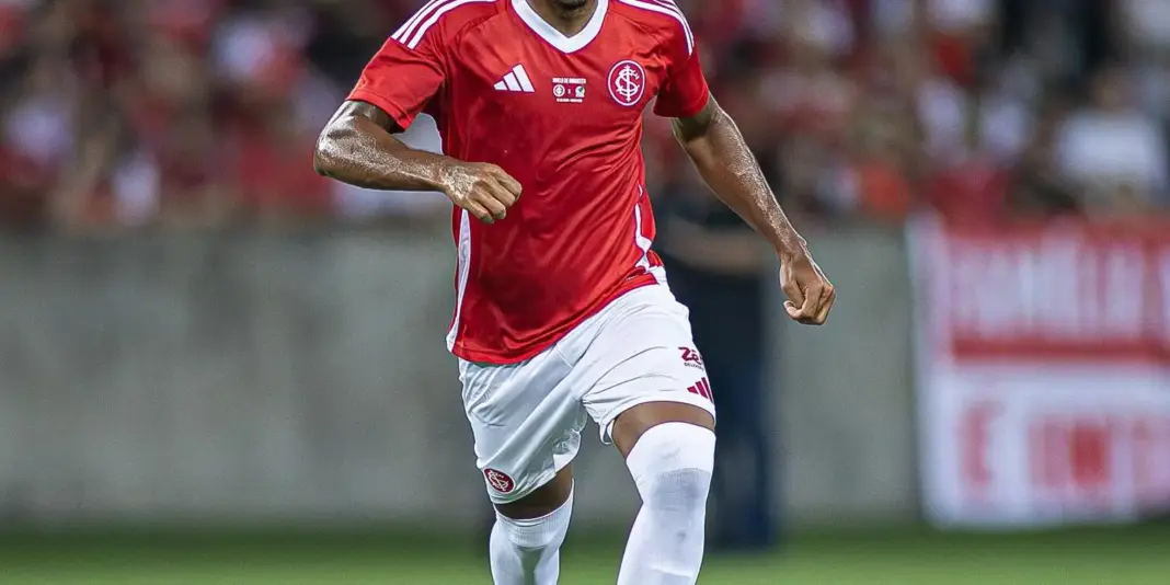 Victor Gabriel é suspenso pelo STJD até o retorno de Gabriel Pec aos treinos